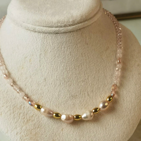 Collar de perlas naturales