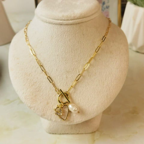 Collar de acero