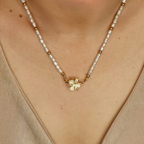 collar de mujer perlas giratorio regalo
