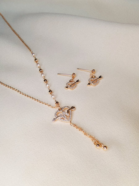 collar y aretes