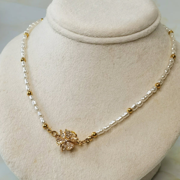 collar de mujer perlas giratorio regalo