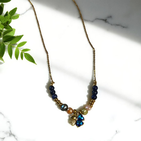 Collar de piedras naturales joyeria hecho a mano