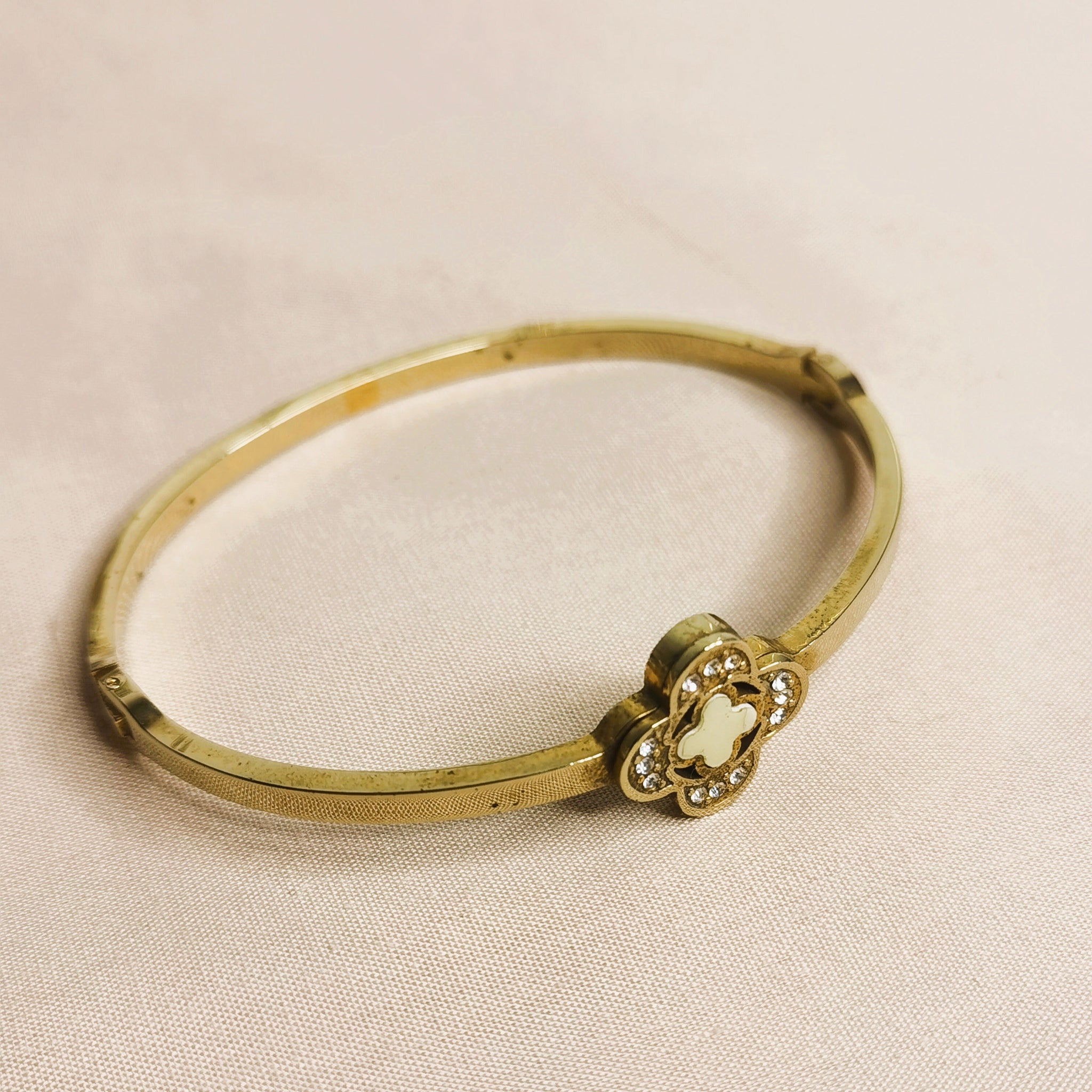 Pulsera de acero trebol