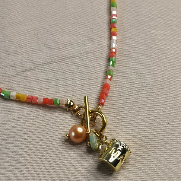 collar de mujer
