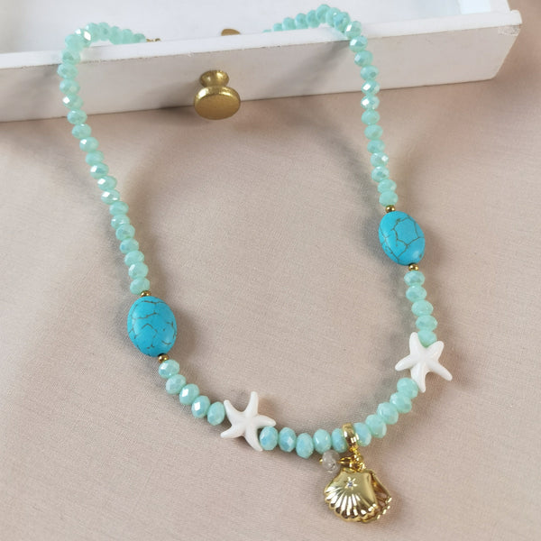Collar de mujer con piedras naturales