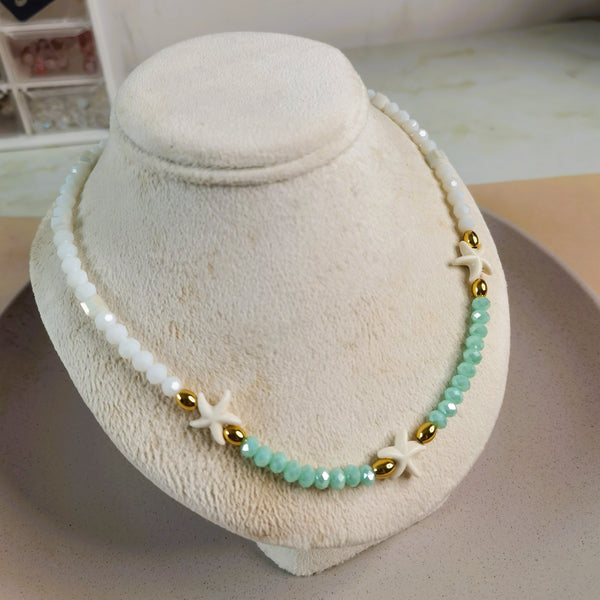 Collar de mujer con piedras naturales