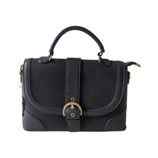 Cartera ZEFORA Classic Chic negra con diseño estructurado, solapa frontal y detalle de hebilla metálica dorada.