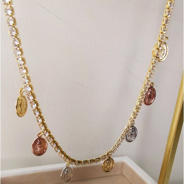 COLLAR VIRGENES