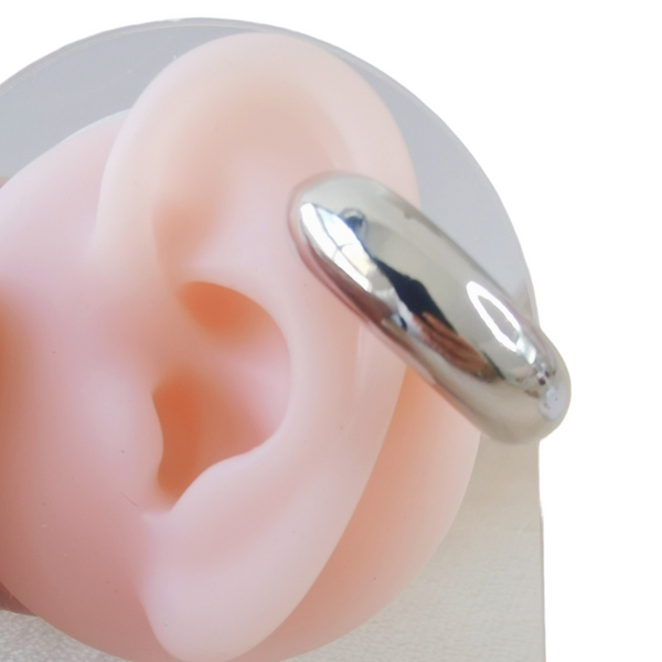 Ear cuff