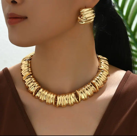 Collar de mujer