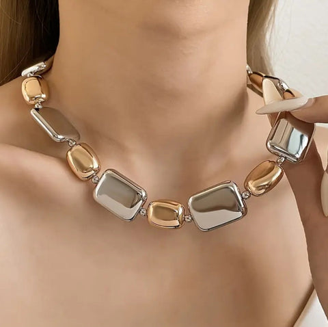 Collar de mujer