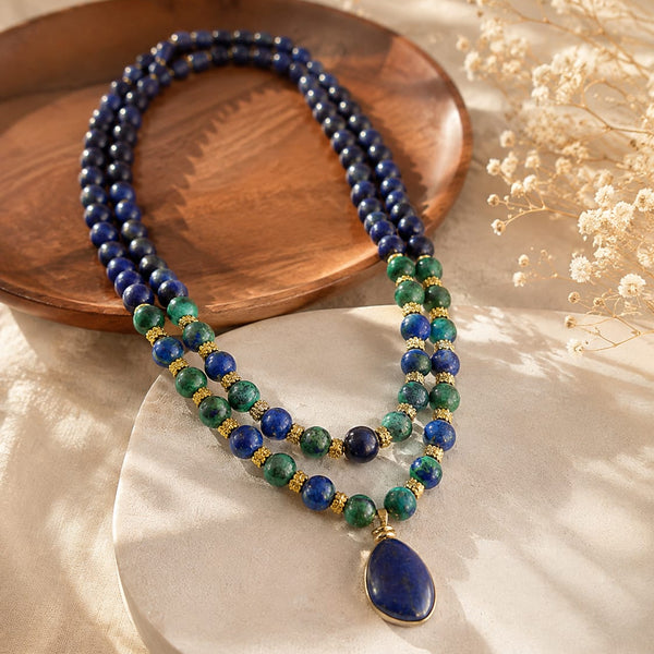 collar de piedras naturales